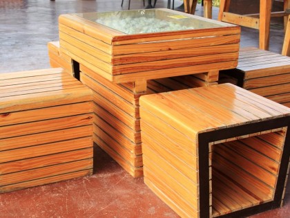 裝修建材板塊2月7日漲0.73%，科創(chuàng)新材領(lǐng)漲，主力資金凈流入1.6億元